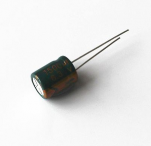 680uF 16V 绿高频 8*12